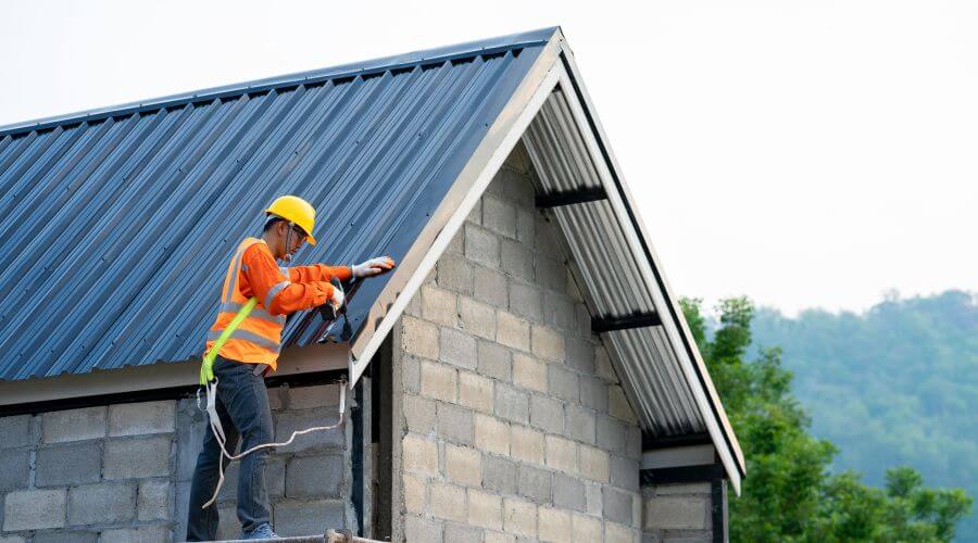 Expert Emergency Roof Repairs services in Saint Augustine, IL